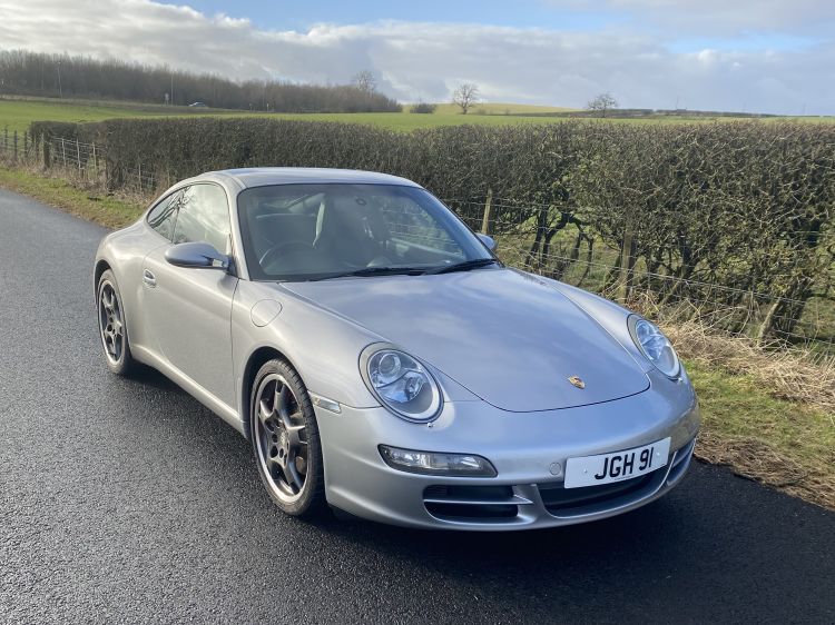 911 (997) Carrera 2S