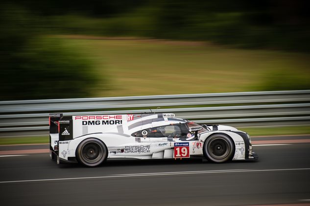 Photo 10 from the 24 Heures du Mans 2015 gallery