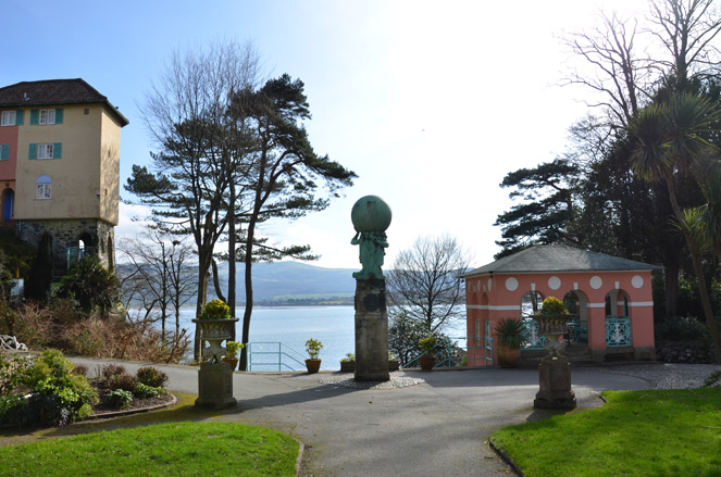 Photo 12 from the Portmeirion gallery