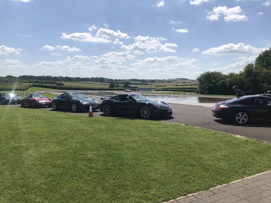 Photo 7 from the 2021 July 16th - R29 Thruxton Driving Day gallery