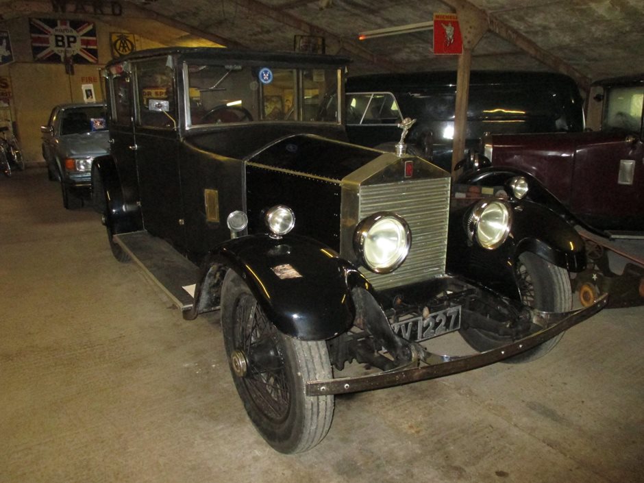 Photo 11 from the R29 2019-10-26 Filching Manor Motor Museum gallery