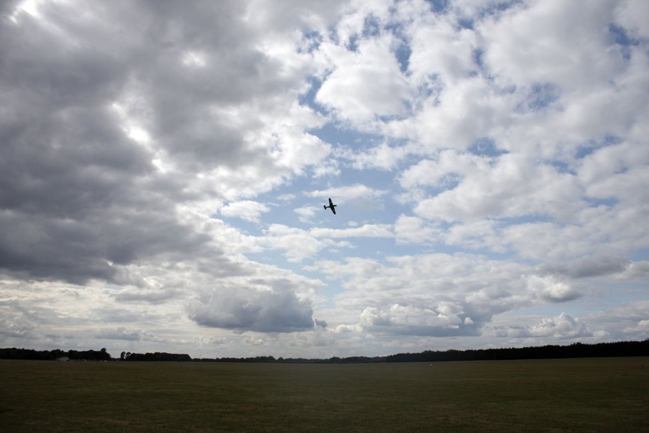 Photo 10 from the West London Aero Club - Members' Day gallery