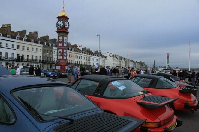 Photo 17 from the Weymouth Porsches on the Prom gallery