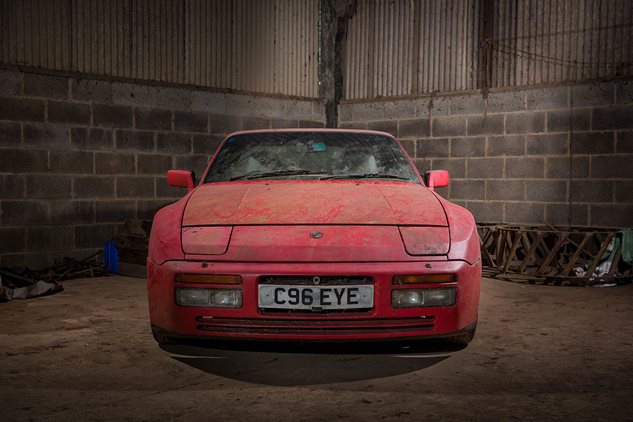 Porsche 944 Turbo restoration project 