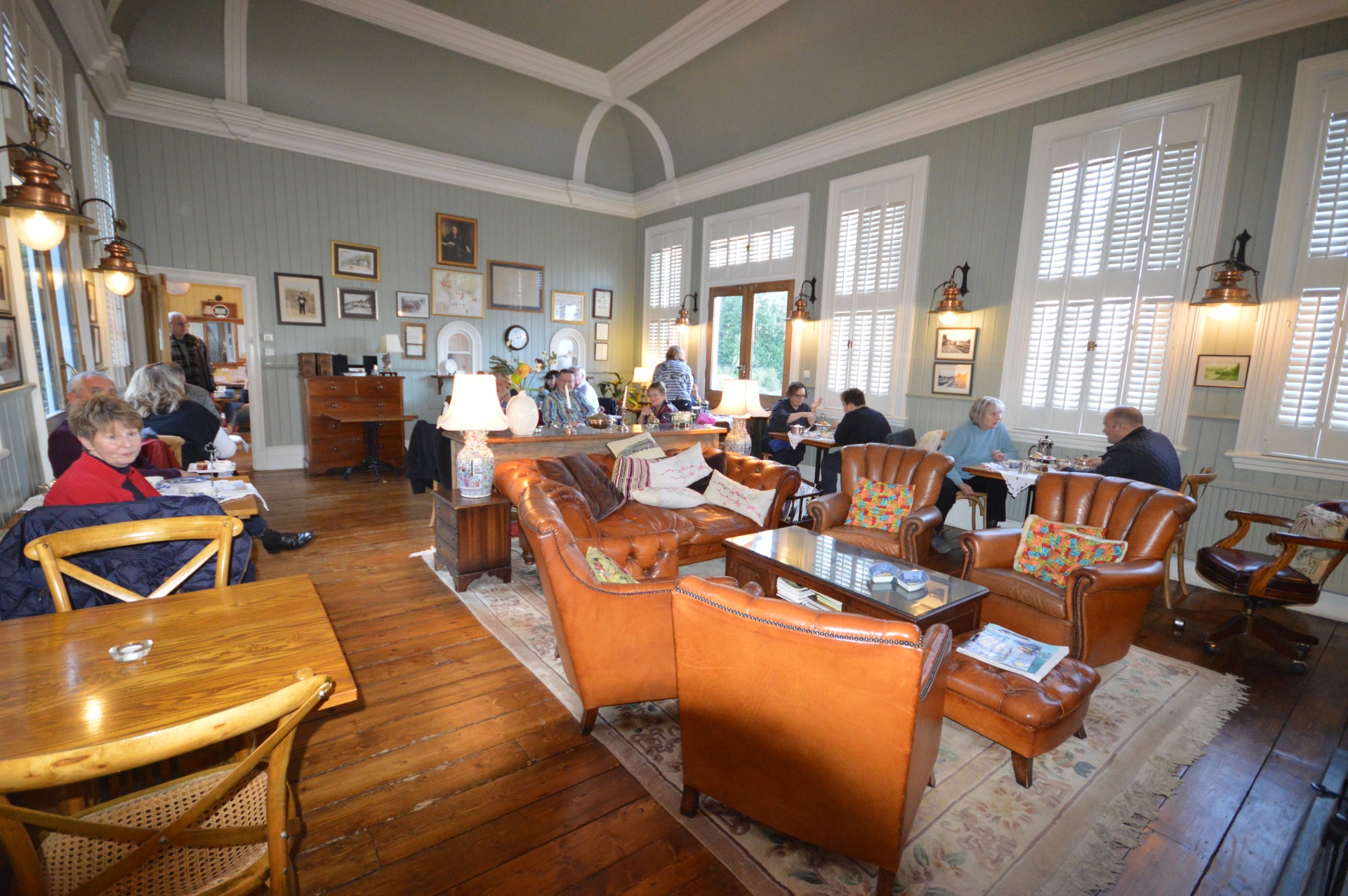 R29 2018-11-18 Afternoon Tea, The Old Railway Station, Petworth