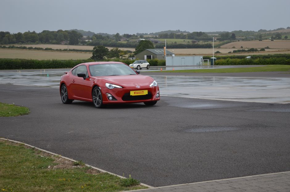 Photo 3 from the R29 2019-08-10 Thruxton Experience - skid pan and circuit gallery