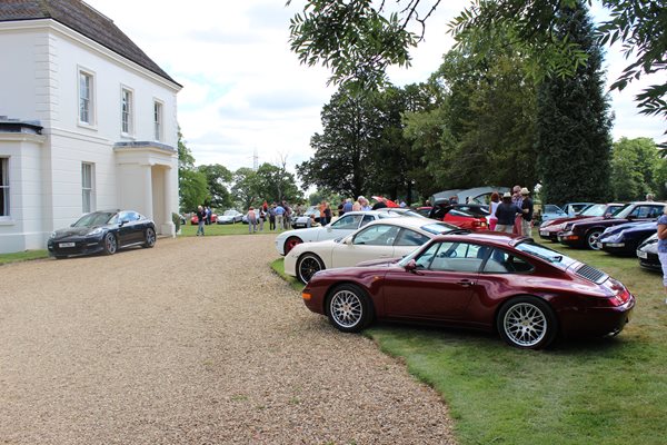 Photo 2 from the R9 Annual Concours gallery
