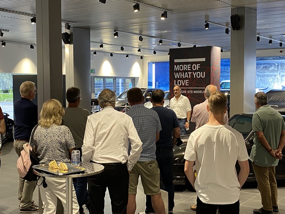 Photo 4 from the 2021 August 11th - R29 Porsche Guildford Meet gallery