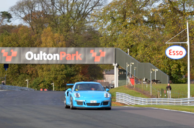 Photo 10 from the Trackday Oulton Nov 16 gallery