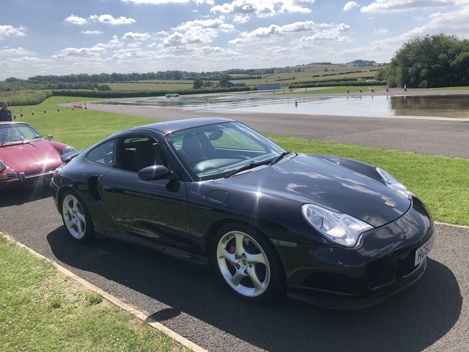 Photo 6 from the 2021 July 16th - R29 Thruxton Driving Day gallery