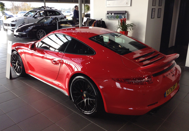 Carrera GTS - Guards Red