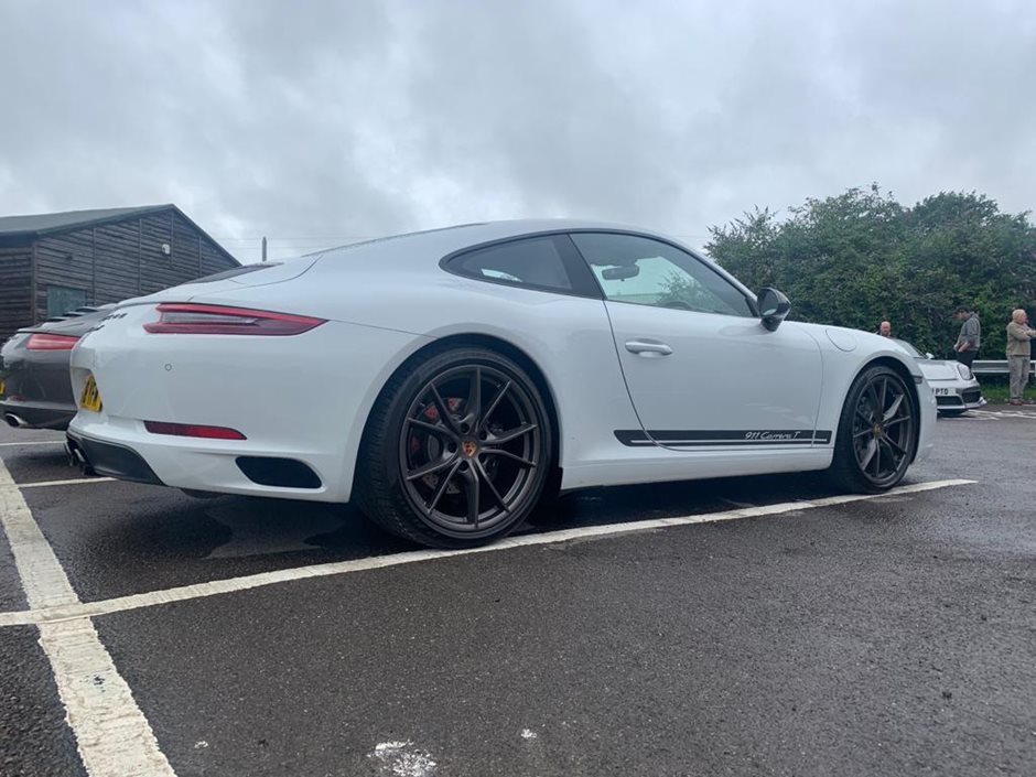 Photo 2 from the 2021 August 8th - R29 Meet Redhill Aerodrome gallery