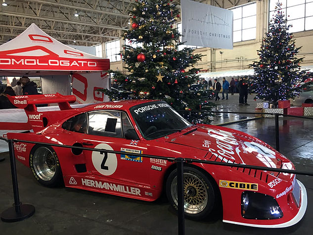 Photo 6 from the A Porsche Christmas gallery
