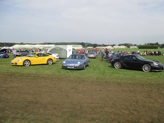 Photo 2 from the R29 2015-08-30 Dunsfold gallery