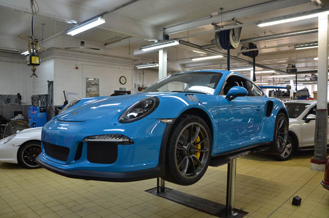 Photo 6 from the GT3 RS unwrapped gallery