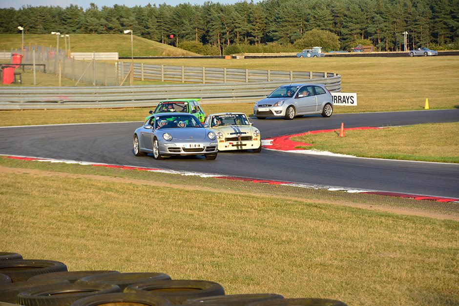 Photo 12 from the 2019 Snetterton track evening gallery
