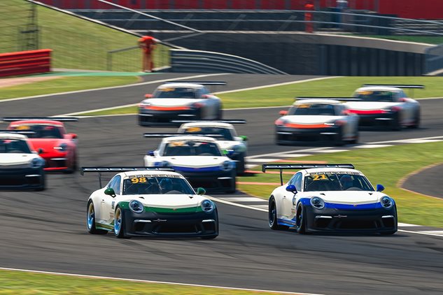 Porsche Carrera Cup GB Esports opener