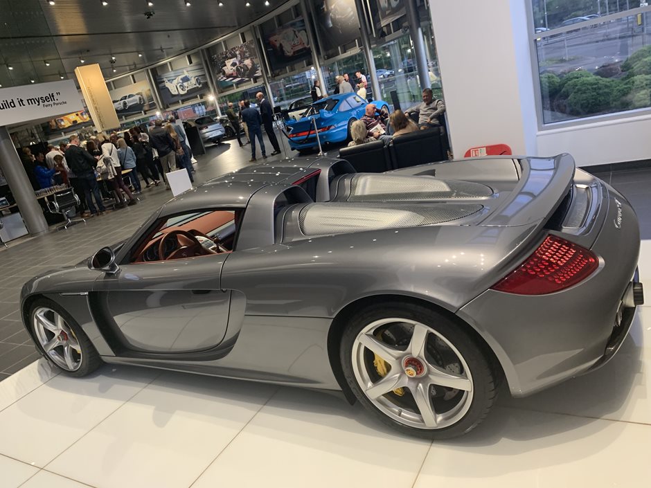 R7 @ Porsche Centre Leeds