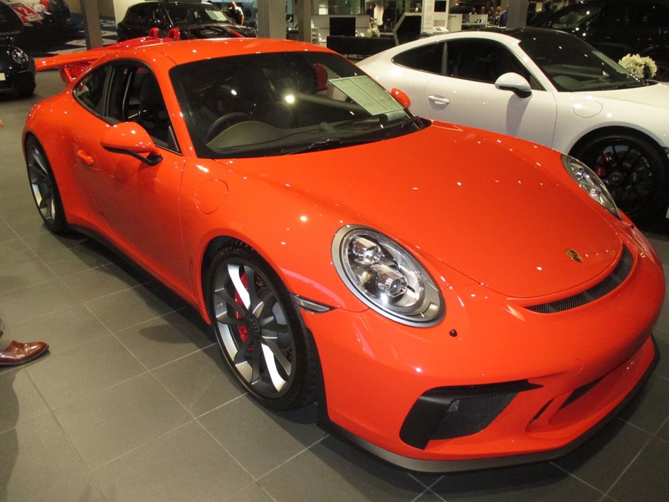 Photo 4 from the R29 2019-10-08 Clubnight at Porsche Centre Guildford gallery