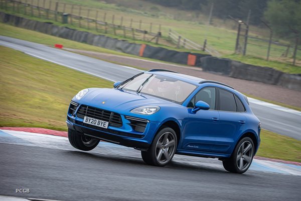 Photo 20 from the Brian Innes's Macan Turbo Experience gallery