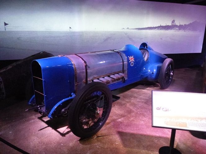 Photo 1 from the Beaulieu BTS gallery