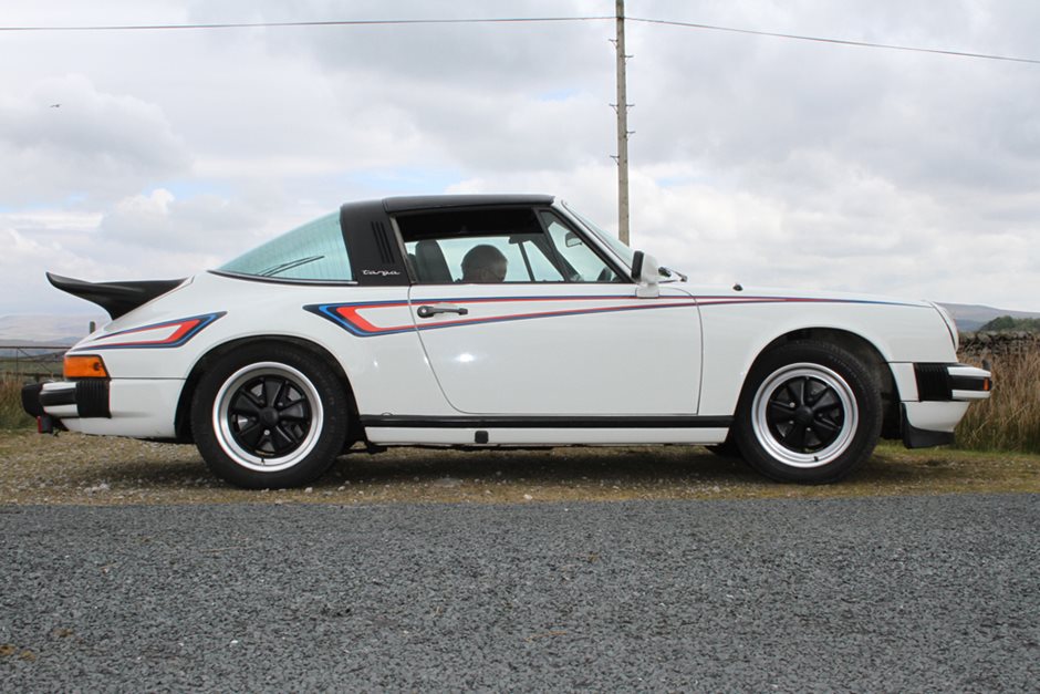 Photo 20 from the Members' Cars gallery