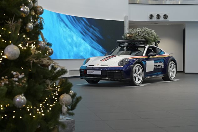 Merry Christmas from Porsche Club GB
