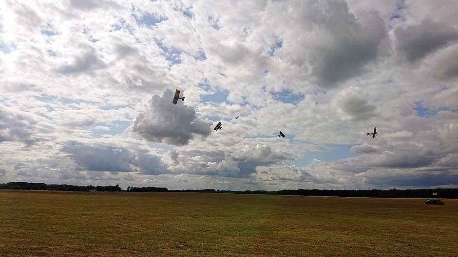Photo 15 from the West London Aero Club - Members' Day gallery