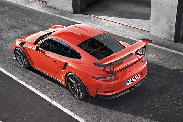 Porsche 911 GT3 RS dawn raid