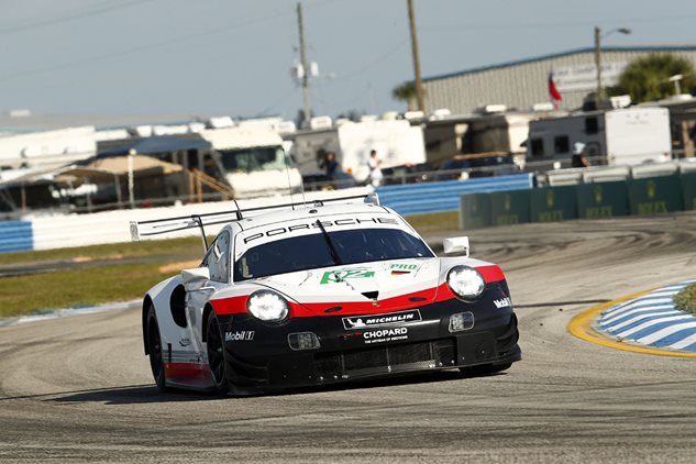 Pole for Porsche at Sebring