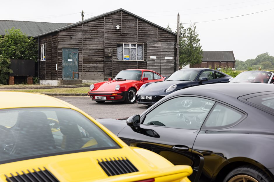 Photo 2 from the 2021 June 27th - R29 Meet at Redhill Aerodrome gallery