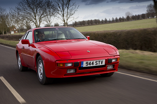 porsche 1982 года выпуска 944