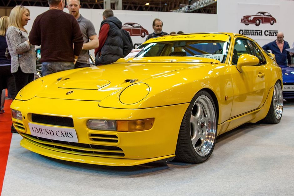 Photo 1 from the Porsche 968 Turbo RS gallery