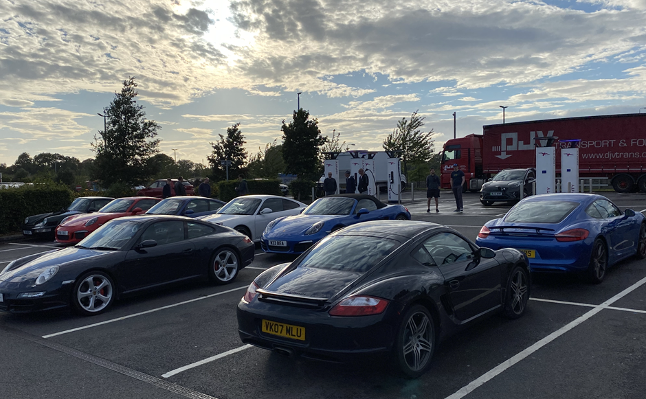 Photo 4 from the 2021 July 6th - R29 Cobham Services Meet gallery