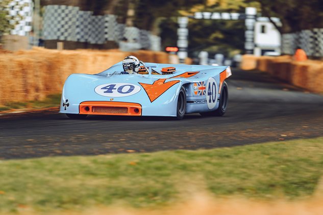 Living legend – driving the Porsche 908
