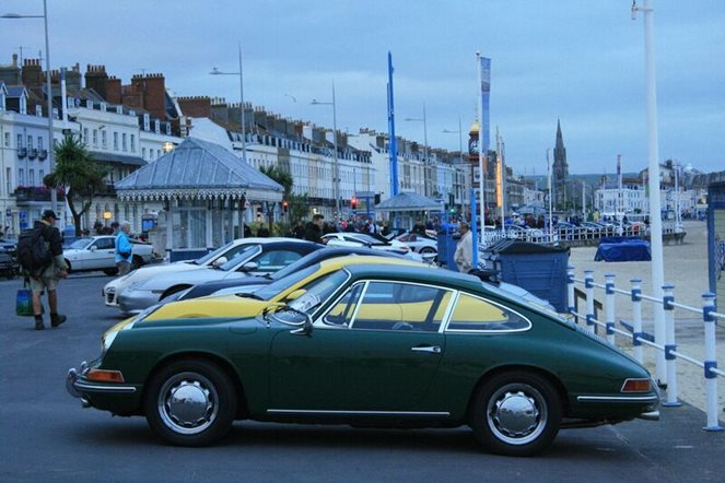 Photo 20 from the Weymouth Porsches on the Prom gallery