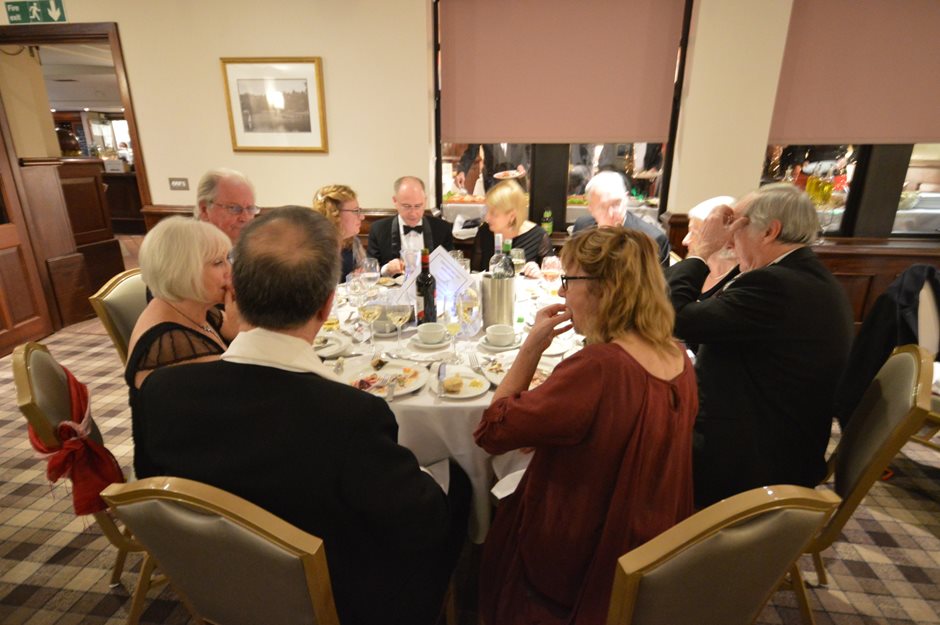 Photo 5 from the R29 20171208 Christmas Dinner gallery