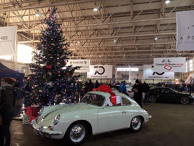 Photo 12 from the A Porsche Christmas gallery
