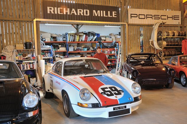 Photo 2 from the Historika April 2015 gallery