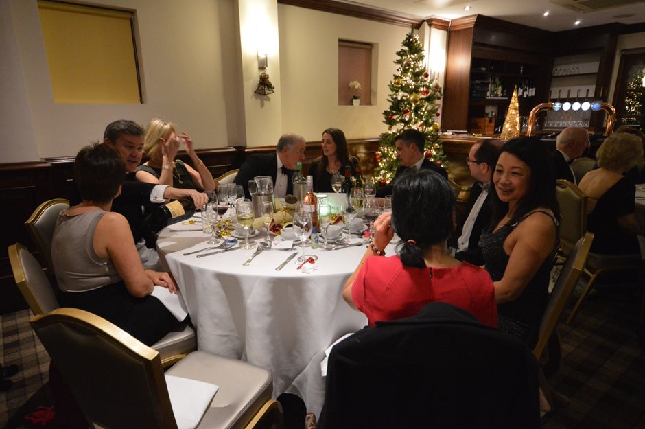 Photo 7 from the R29 20171208 Christmas Dinner gallery