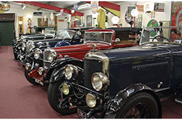Photo 6 from the R29 2016-08-13 Robert and Tanya Lewis Collection gallery