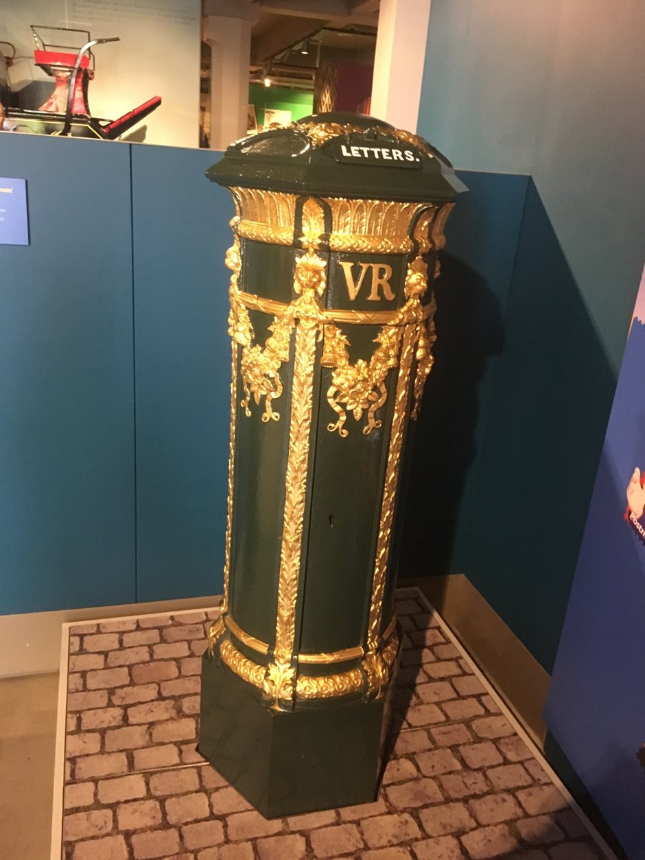 Photo 21 from the R29 2019-06-29 Visit to London Postal Museum gallery