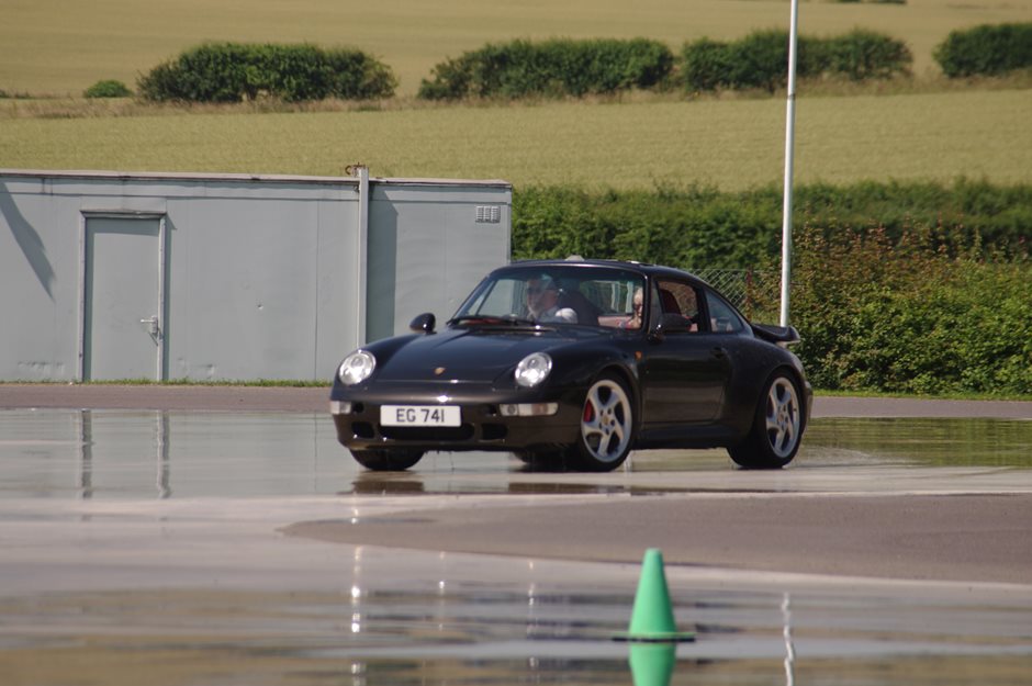 Photo 14 from the 2021 July 16th - R29 Thruxton Driving Day gallery