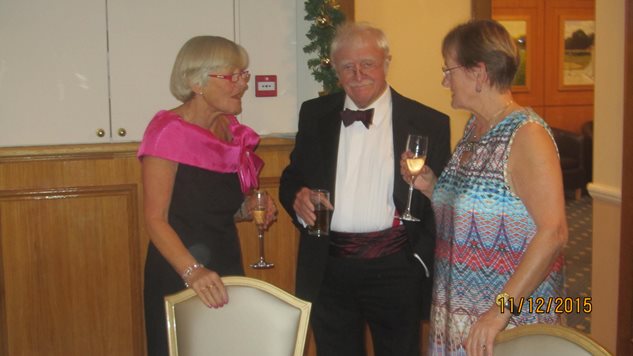 Photo 10 from the R29 2015-12-11 Christmas Dinner gallery
