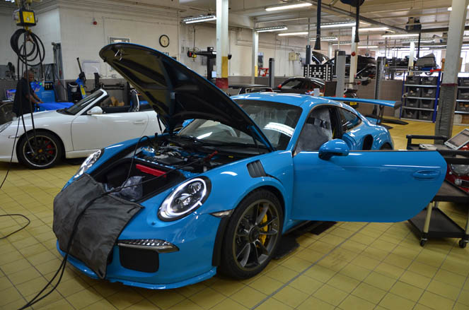 Photo 2 from the GT3 RS unwrapped gallery
