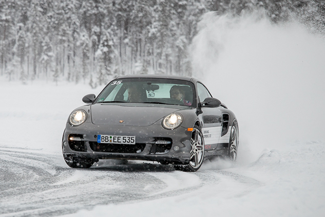 Merry Christmas from Porsche Club GB