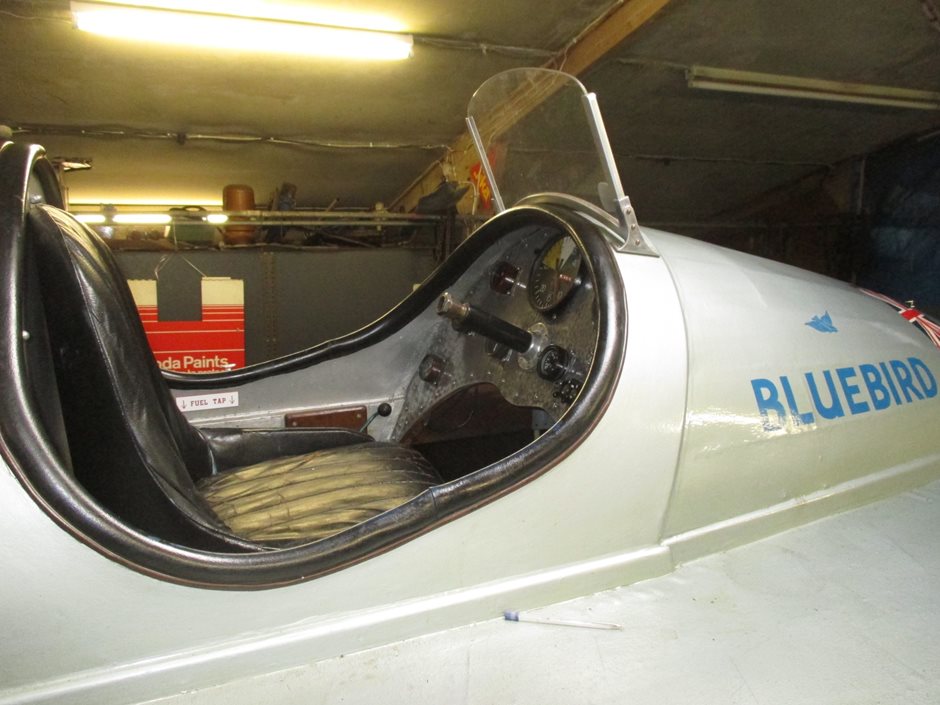 Photo 15 from the R29 2019-10-26 Filching Manor Motor Museum gallery