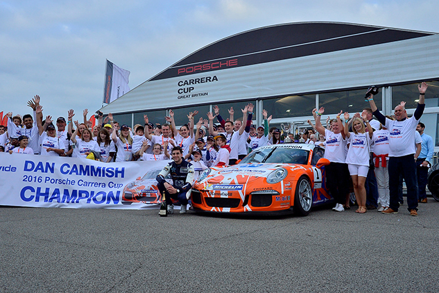Cammish reigns supreme at Silverstone to secure second championship